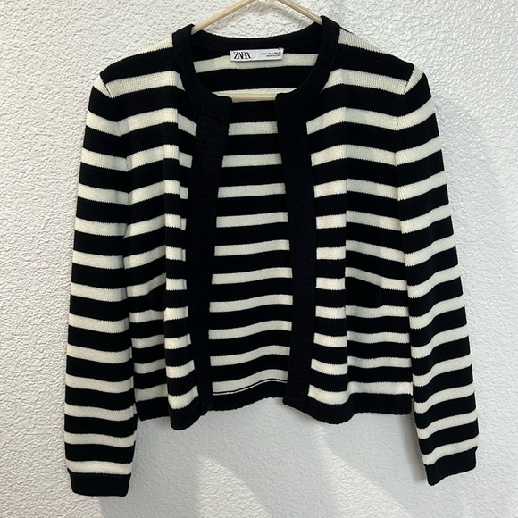 Zara Sweaters - Zara Stripe Knit Blazer Navy Ivory small